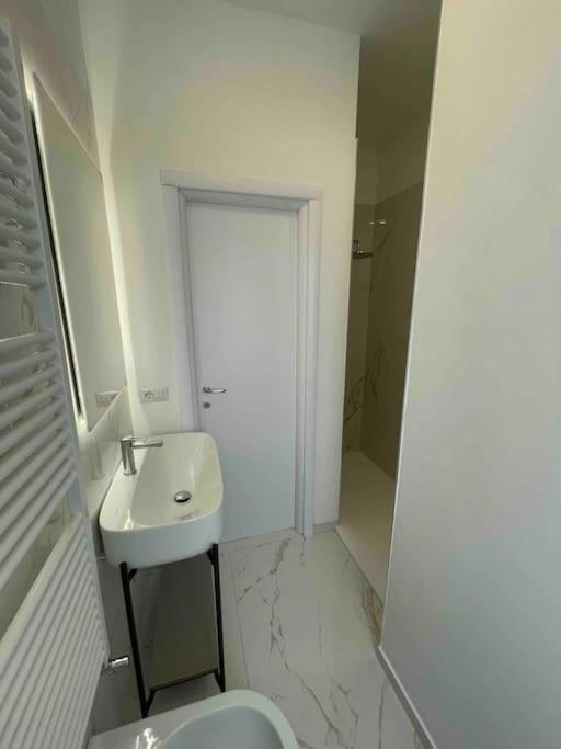 Grazioso Appartamento In Condominio Nel Verde Buccinasco Dış mekan fotoğraf